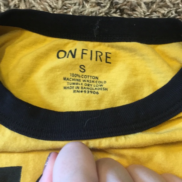 Yellow blessed tshirt - Picture 3 of 3